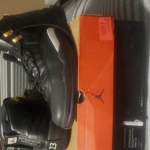 Air Jordan 12 Retro black/white-blk-mtllc gold